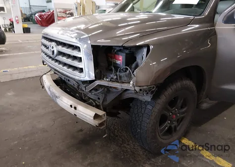 2011 Toyota Sequoia Sr5 5.7L V8 from USA, damaged, VIN 5TDBY5G13BS050937